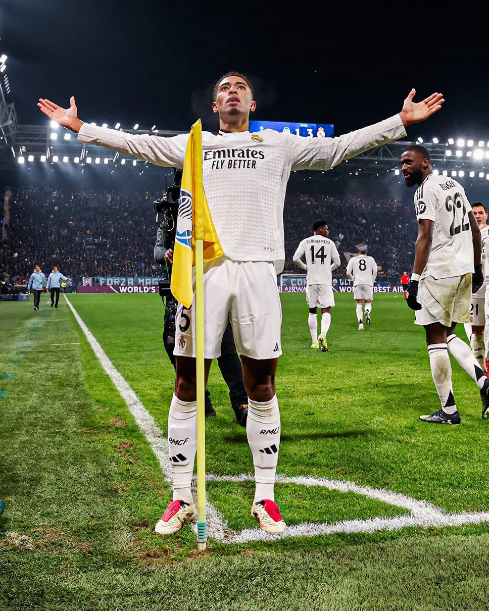 包含皇马球员技术精湛,展现出色比赛风采的词条 包含皇马球员技术精湛,展现出色比赛风采的词条