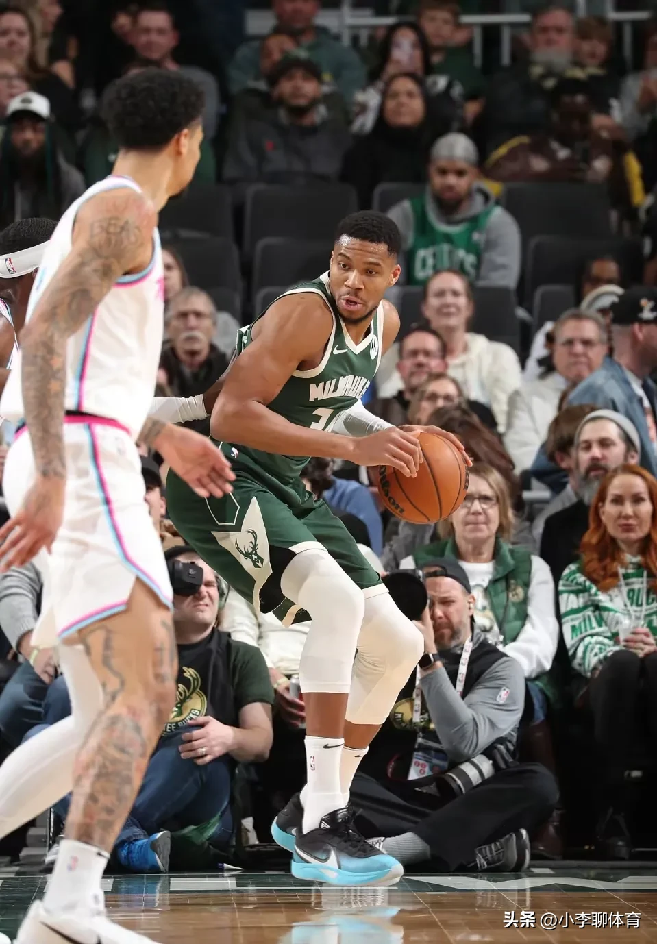 雄鹿连胜开拓者:球队整体表现稳定受关注的简单介绍 雄鹿连胜开拓者:球队整体表现稳定受关注的简单介绍