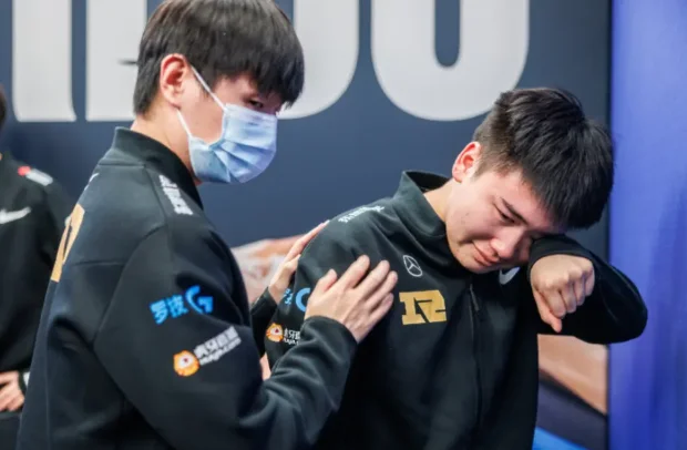 开云体育平台APP-WBG鏖战RNG，Xiaohu开启传奇时刻激烈交锋八强赛，引爆全场热议的简单介绍