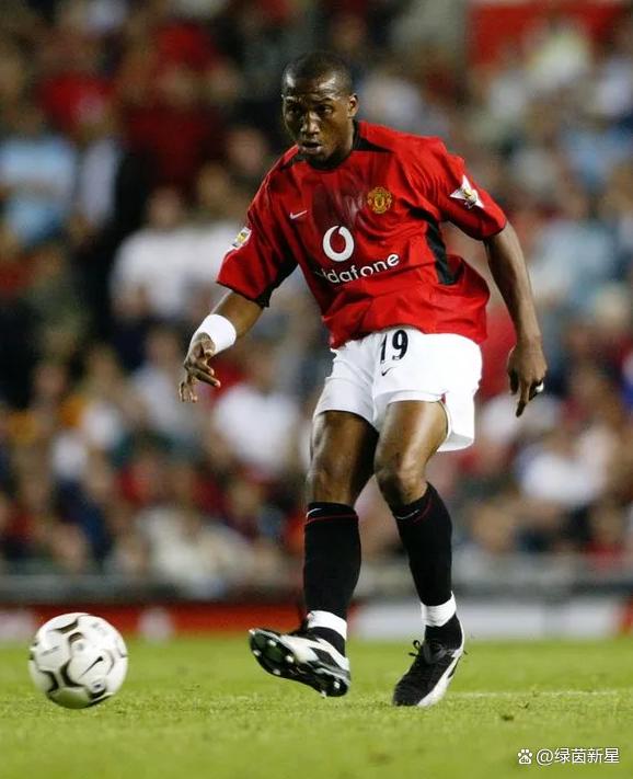 非洲新星转会成功!将与当地球队签下五年合约的简单介绍 非洲新星转会成功!将与当地球队签下五年合约的简单介绍