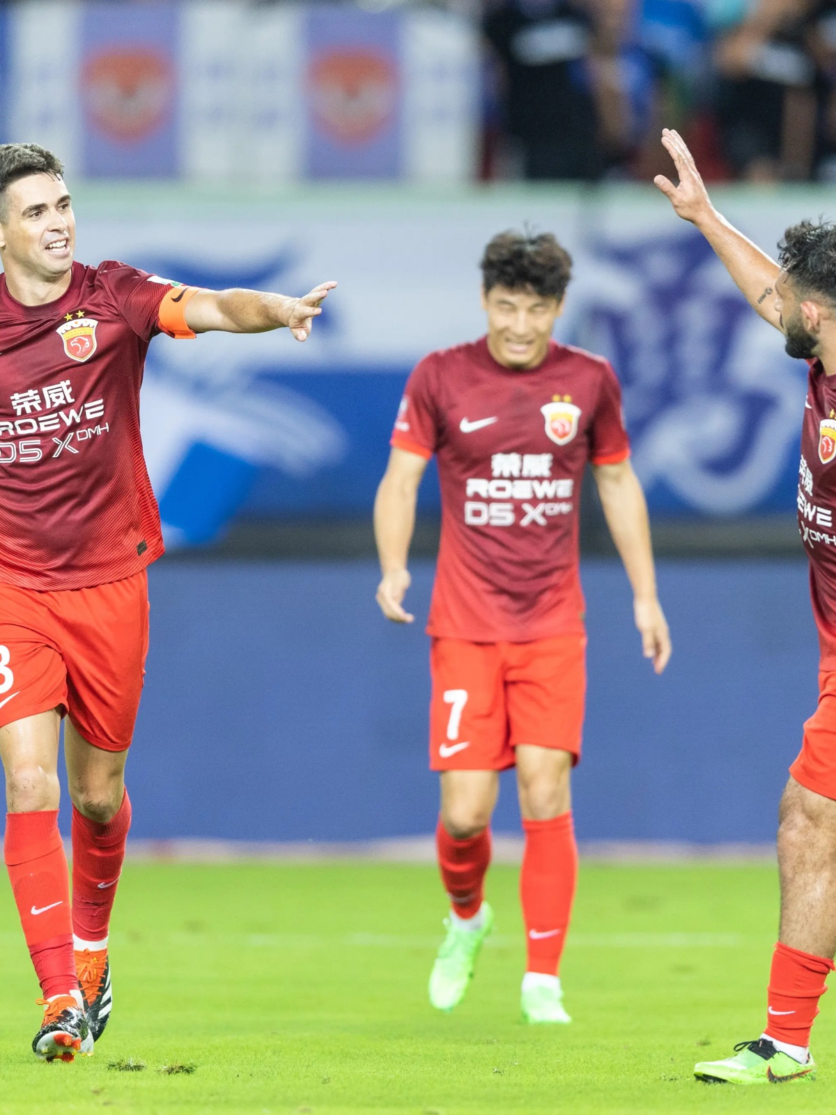 关于强队对决,球队决心摆脱低迷状态的信息 关于强队对决,球队决心摆脱低迷状态的信息