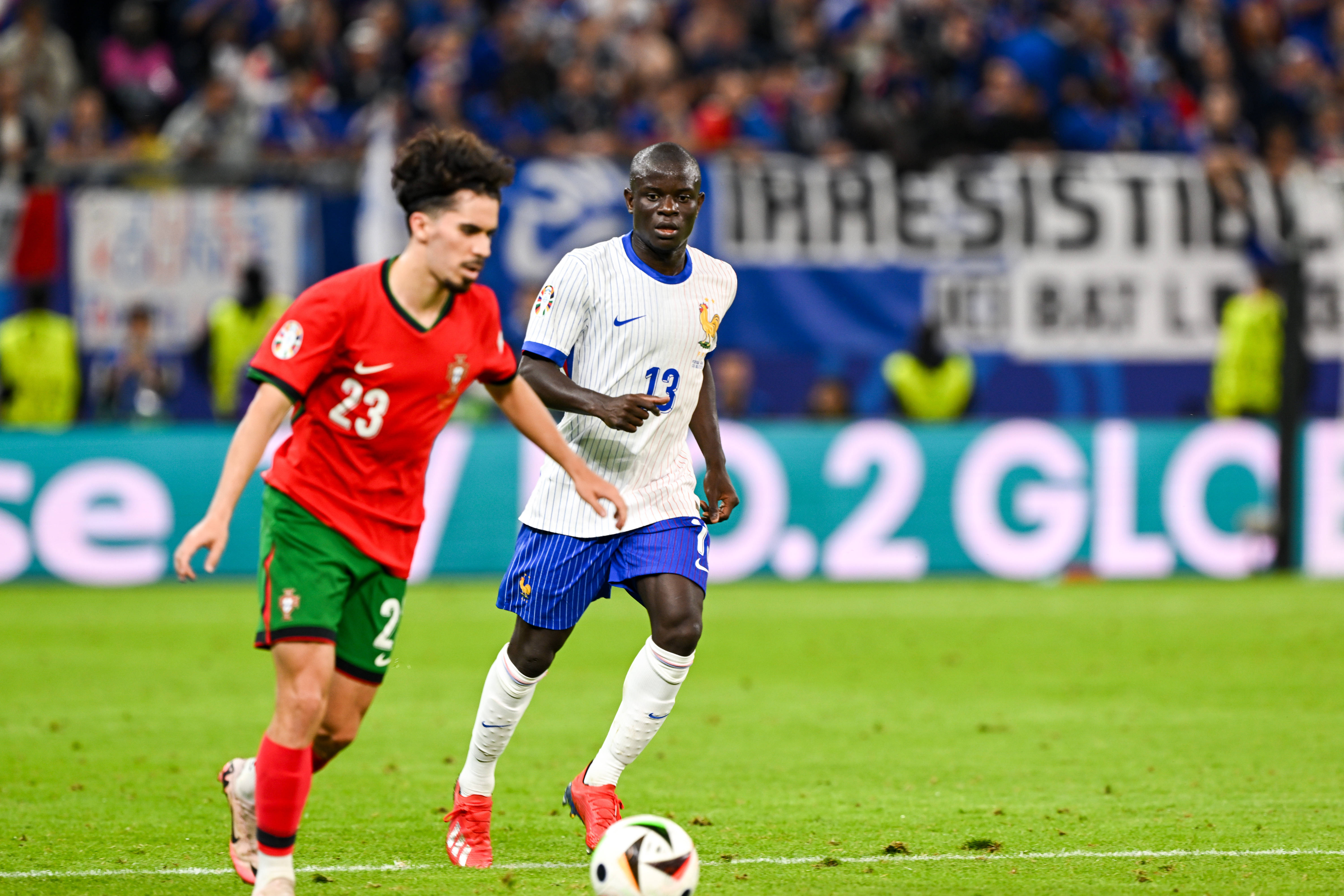 关于欧洲球员技术展现:高光表现和精彩进球回放的信息 关于欧洲球员技术展现:高光表现和精彩进球回放的信息