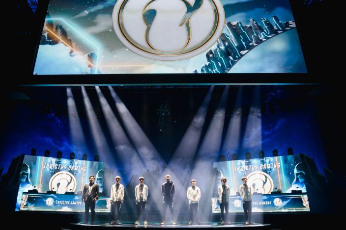 开云下载-关于HKA横扫EDG，Keria团战一打五强强对话四强赛，留下经典瞬间的信息