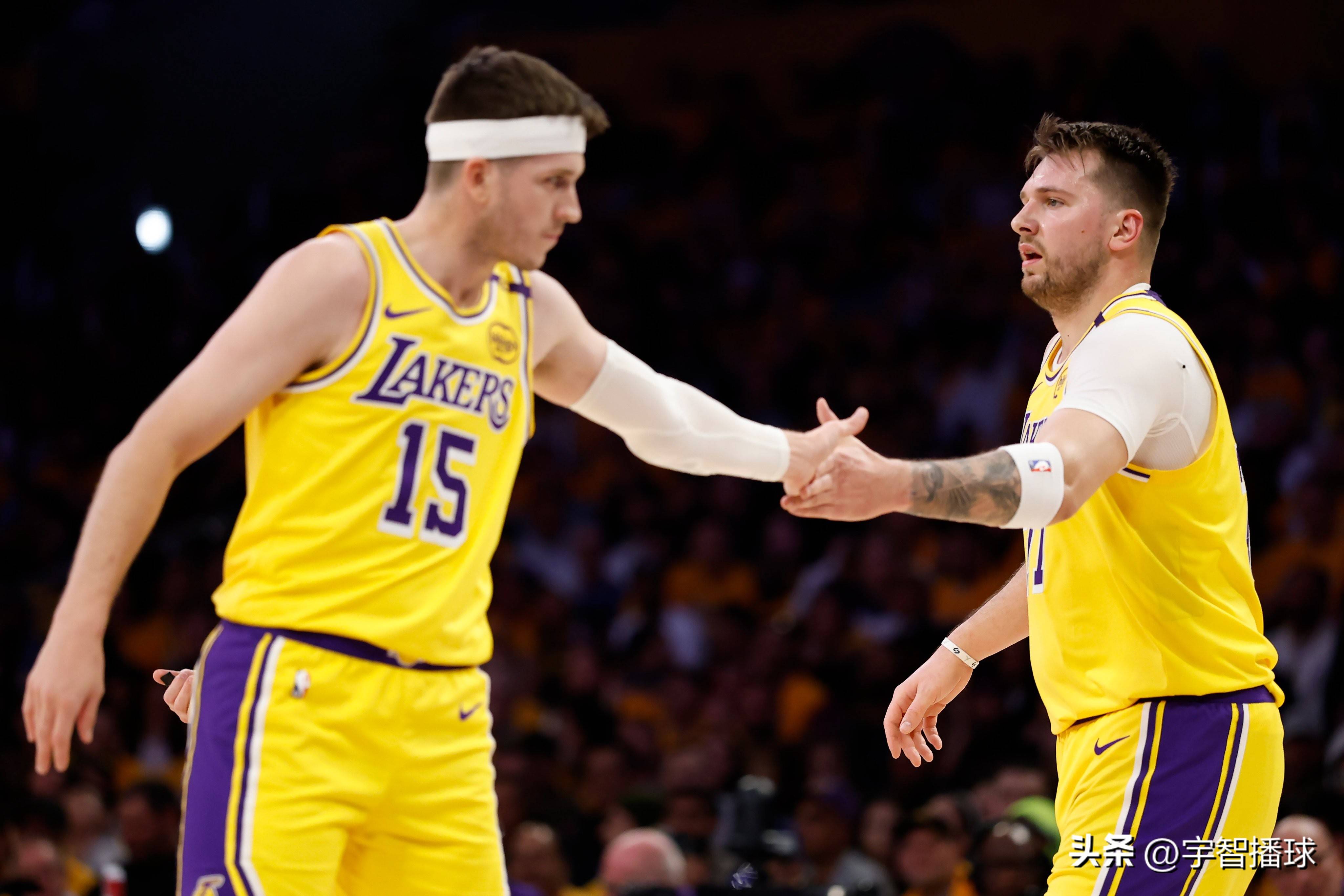 关于德国男篮完胜湖人，东契奇关键制胜的信息