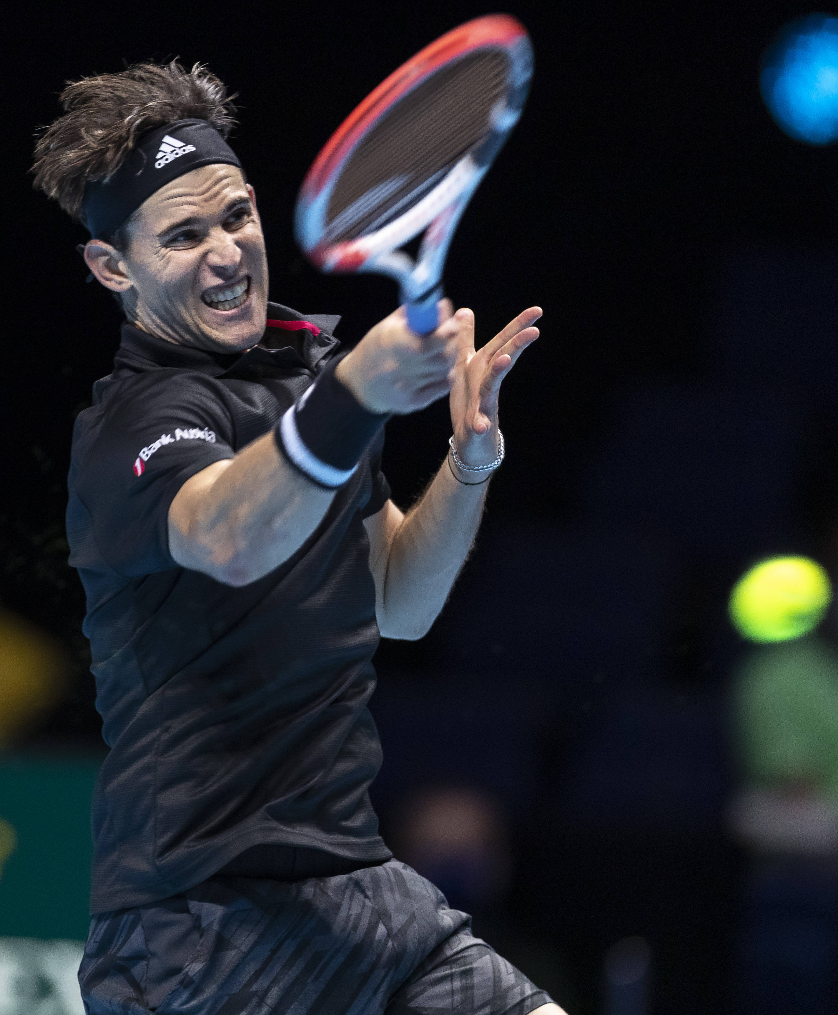 开云APP-包含英国网球队完胜澳大利亚网球队，西西帕斯打破历史纪录的词条