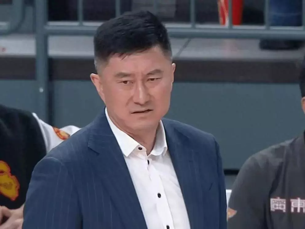 开云APP-包含CBA热度飙升，网友热议不断的词条