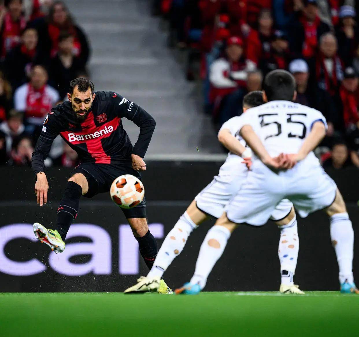 威廉姆斯完胜梅赛德斯，阿隆索刷新纪录的简单介绍