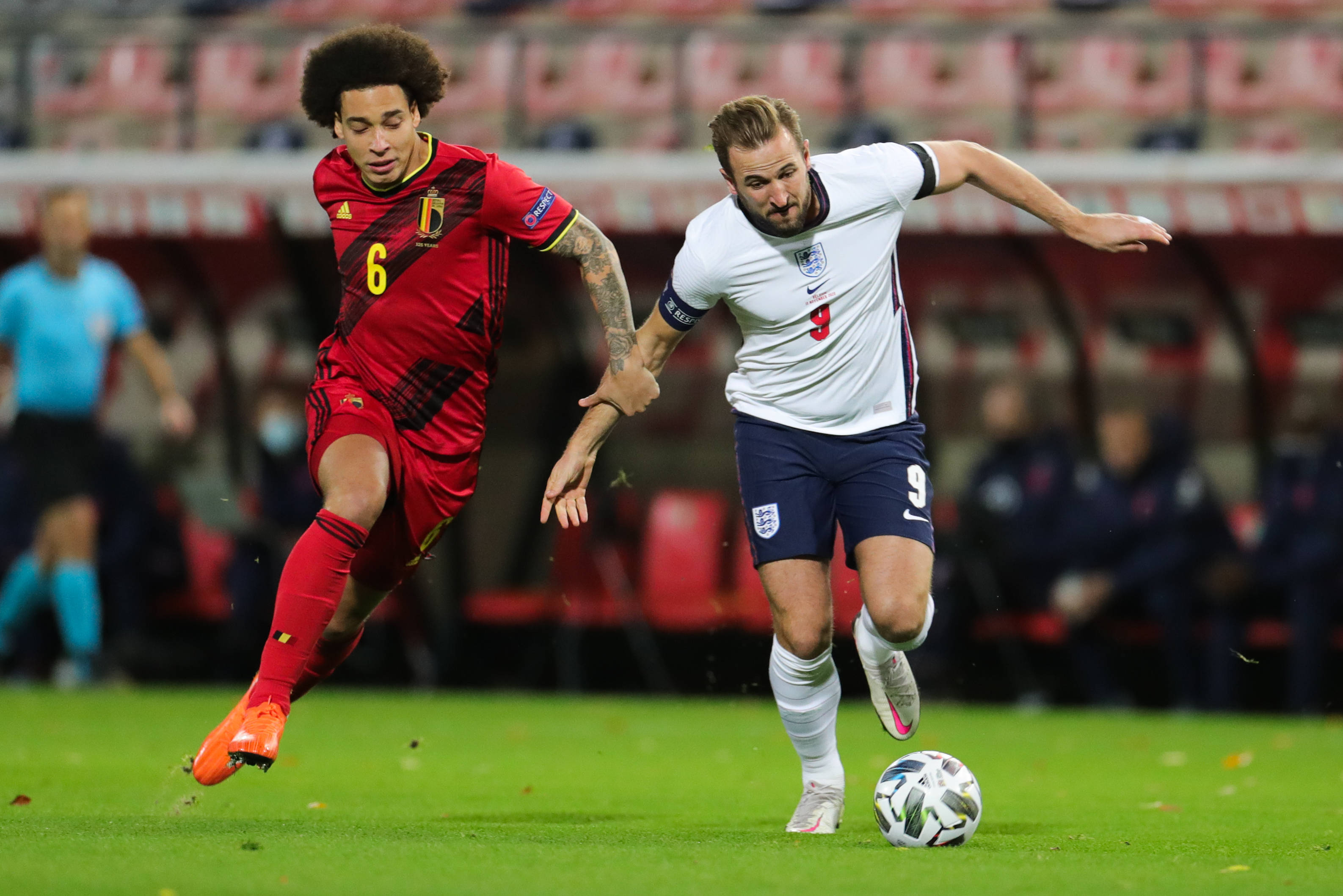 关于波兰队横扫英格兰队，奥恰洛夫关键制胜的信息