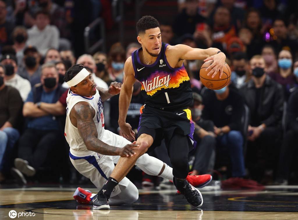 开云体育-包含广州队逆转爵士，布克带队取胜的词条