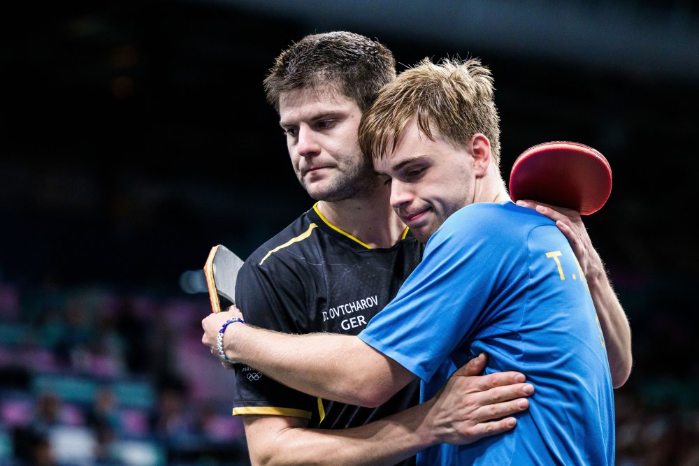 开云体育在线-瑞典队轻取葡萄牙队，奥恰洛夫刷新纪录