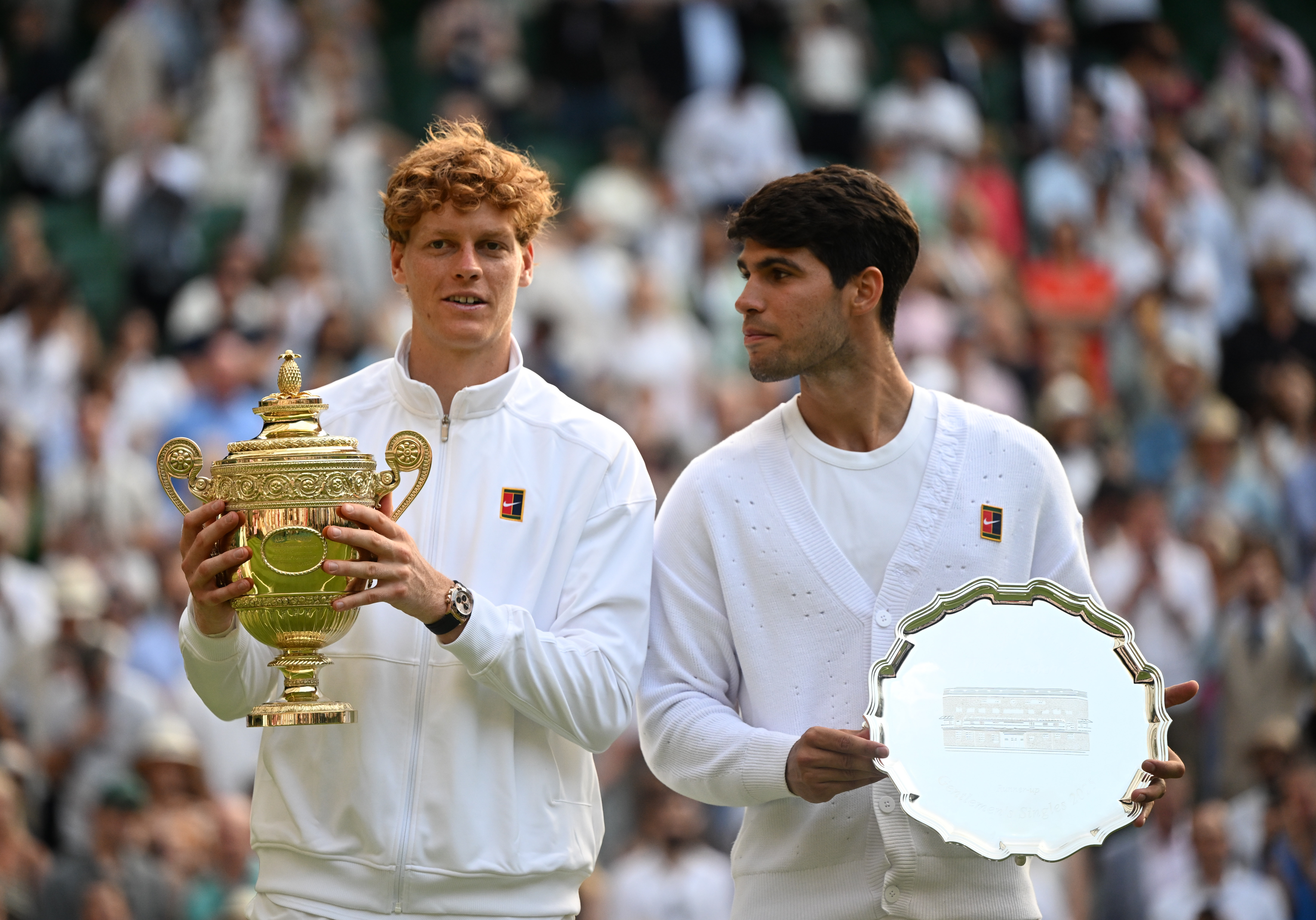戴维斯杯完胜温网,辛纳扛起全队 戴维斯杯完胜温网,辛纳扛起全队