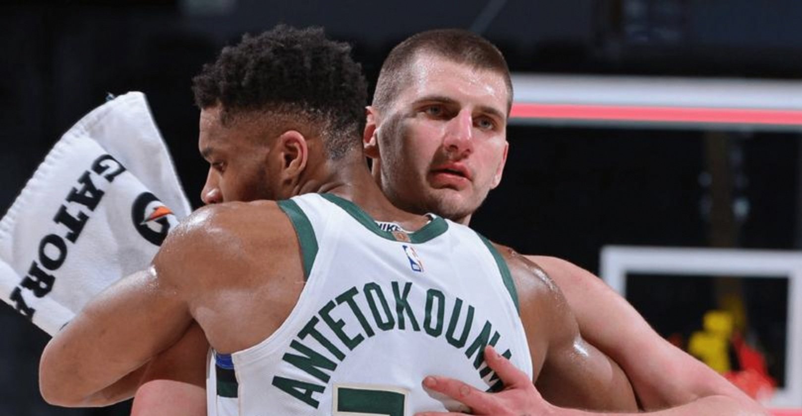 开云体育在线-国王横扫公牛，约基奇高光表现