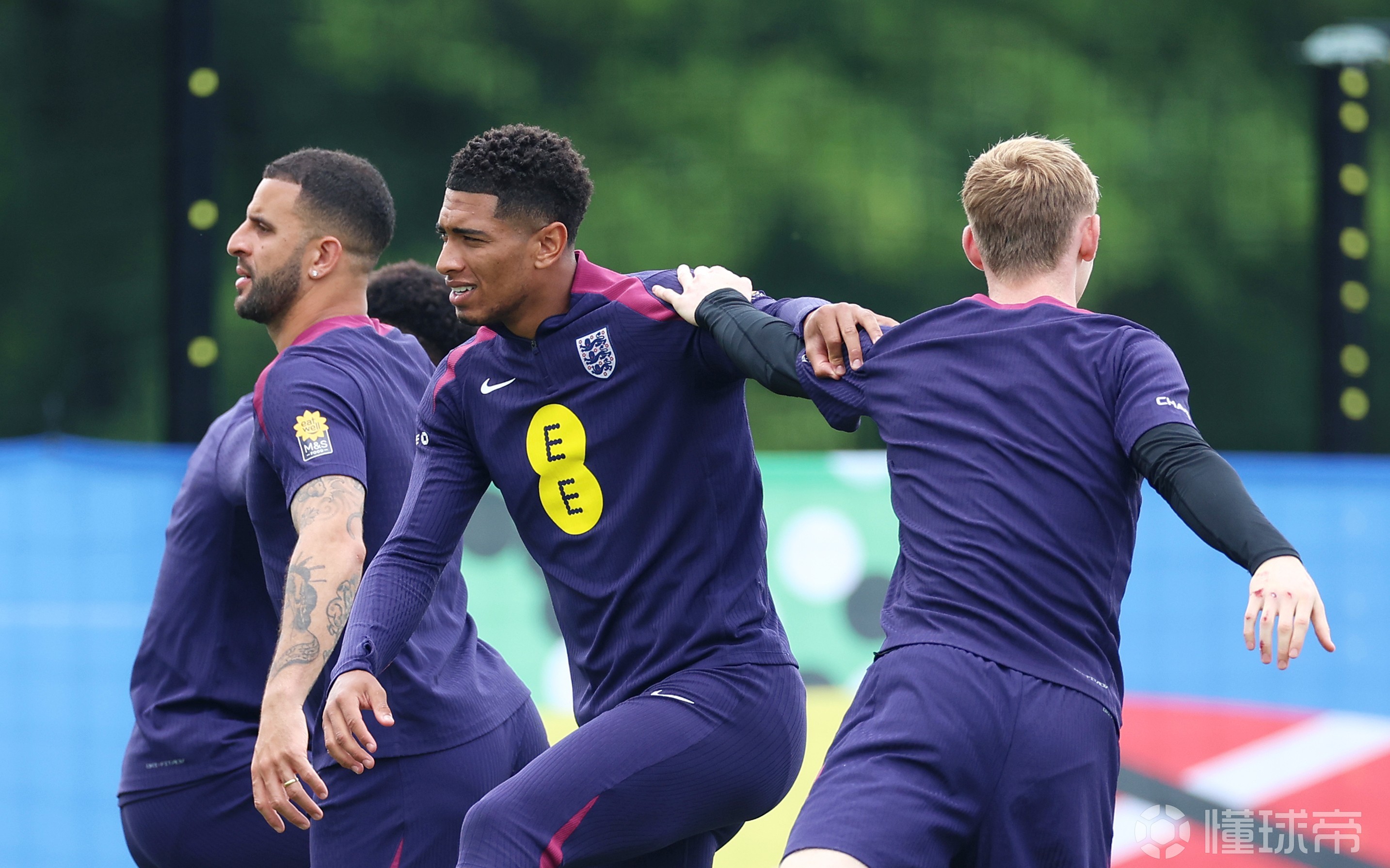 开云官网-英格兰队完胜奥地利队，王皓关键制胜