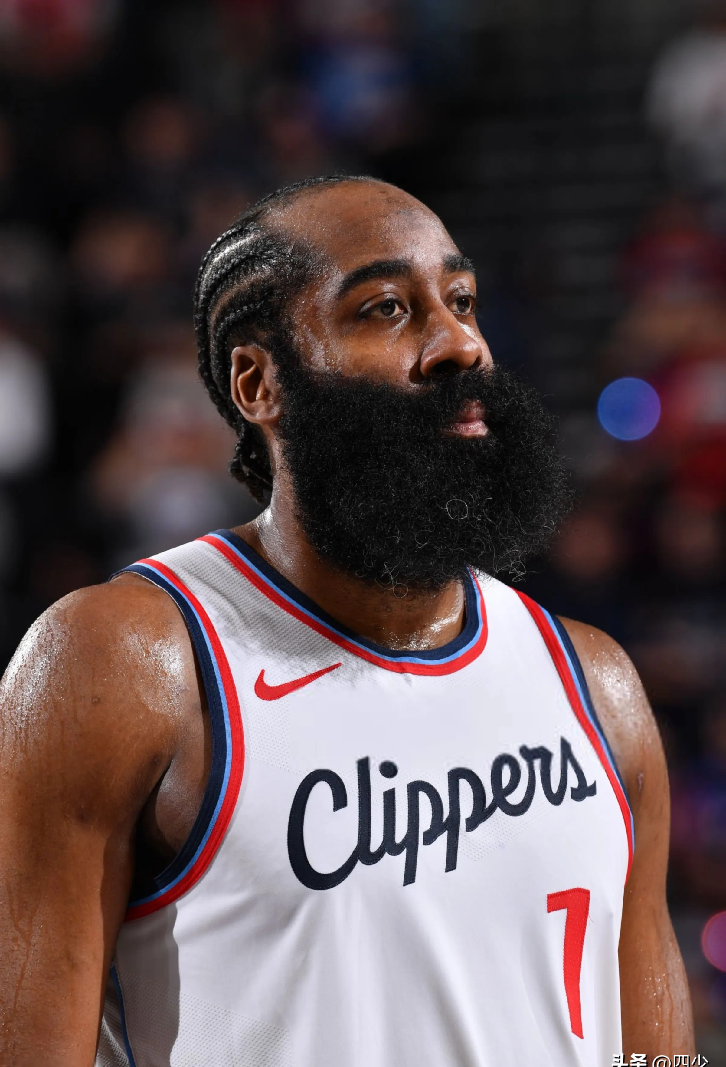 开云体育下载-尼克斯完胜勇士，哈登状态火热